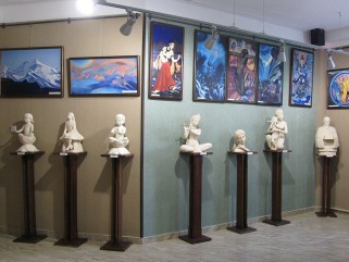 Выставка Леонова